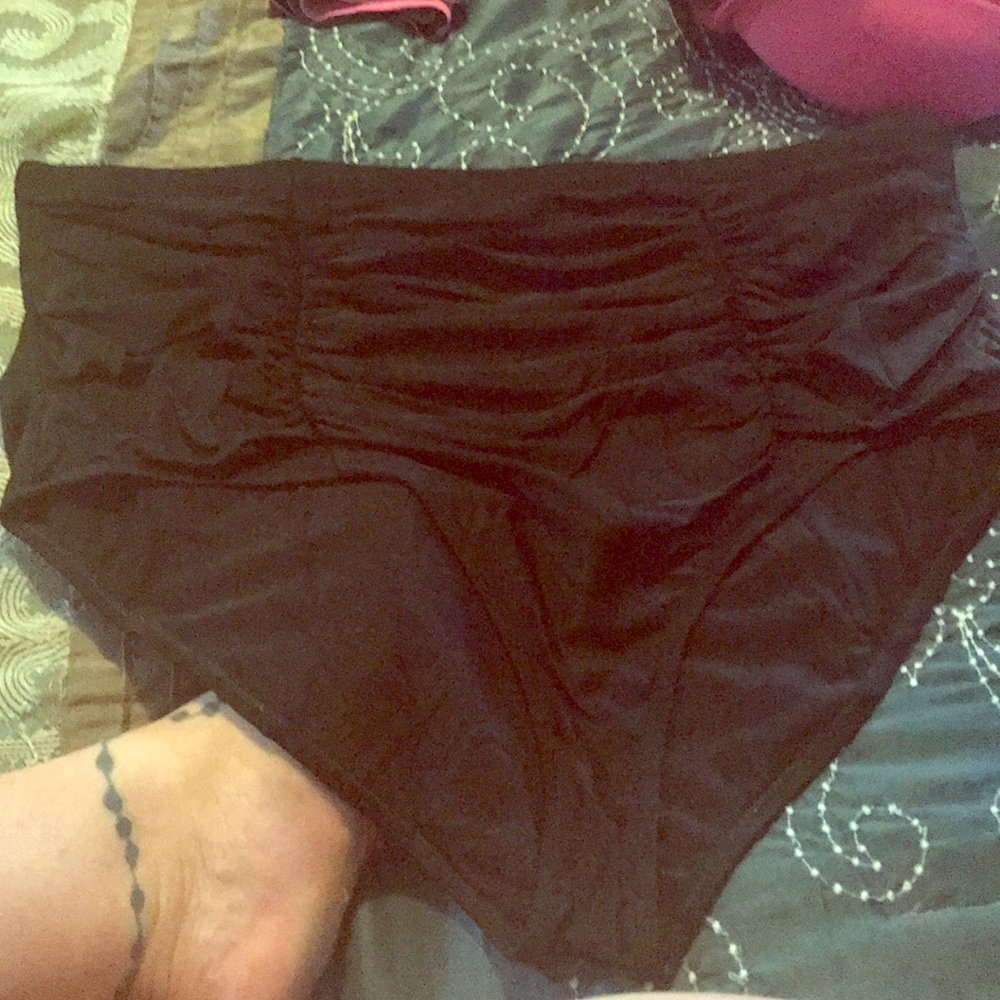 Torrid high waist ruched swim bottoms